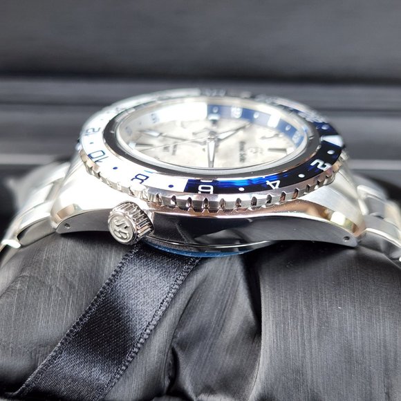 NEW 2022 GRAND SEIKO SPORTS SBGE275 LIMITED EDITION GMT WINTERS IN SHINSHU F/S - Picture 11 of 12